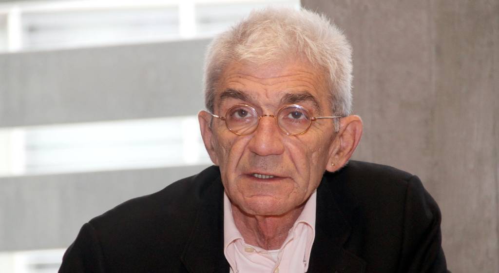 «Βασίλη μου πρόσεχε, θα σε βάλουν μέσα» - Τι έλεγε ο Μπουτάρης στον Παπαγεωργόπουλο - Media