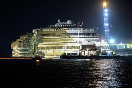Costa Concordia: Το έφεραν στα… ίσια του (ΒΙΝΤΕΟ) - Media
