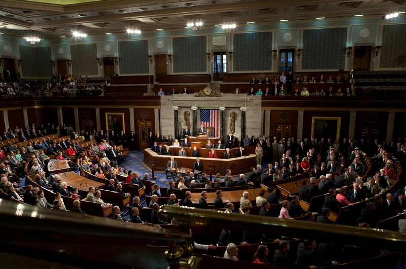 ΗΠΑ: Τα μισά μέλη του Κογκρέσου είναι εκατομμυριούχοι! - Media