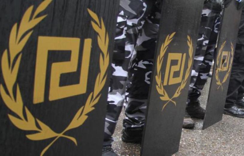 Χειροπέδες σε υποψήφιο της Χρυσής Αυγής για επίθεση σε Έλληνα αρμενικής καταγωγής  - Media