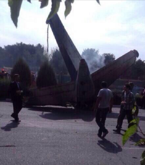 Συνετρίβη επιβατικό αεροσκάφος στην Τεχεράνη(ΦΩΤΟ+Video)  - Media