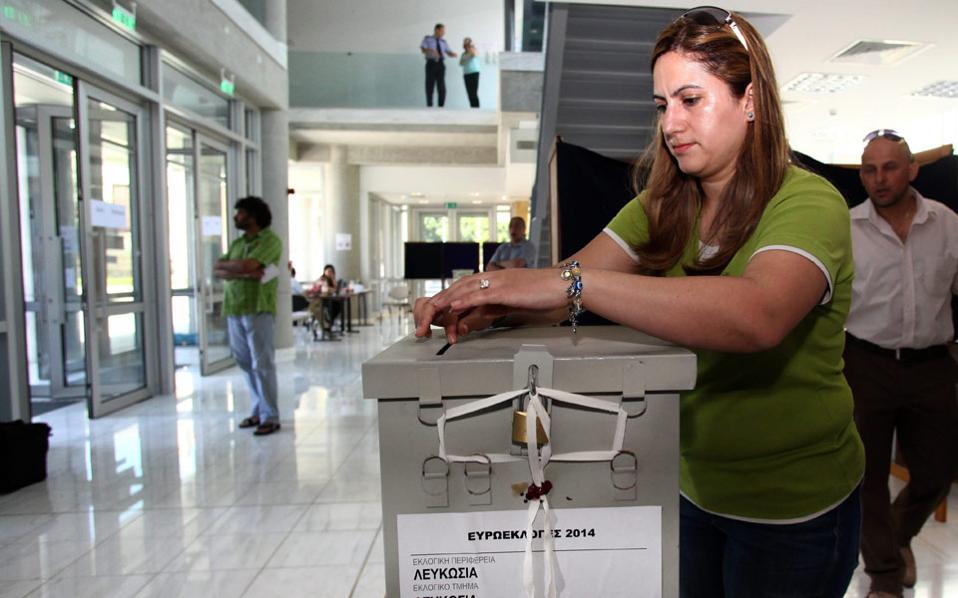 Νίκησαν ΔΗΣΥ και αποχή στην Κύπρο - Media