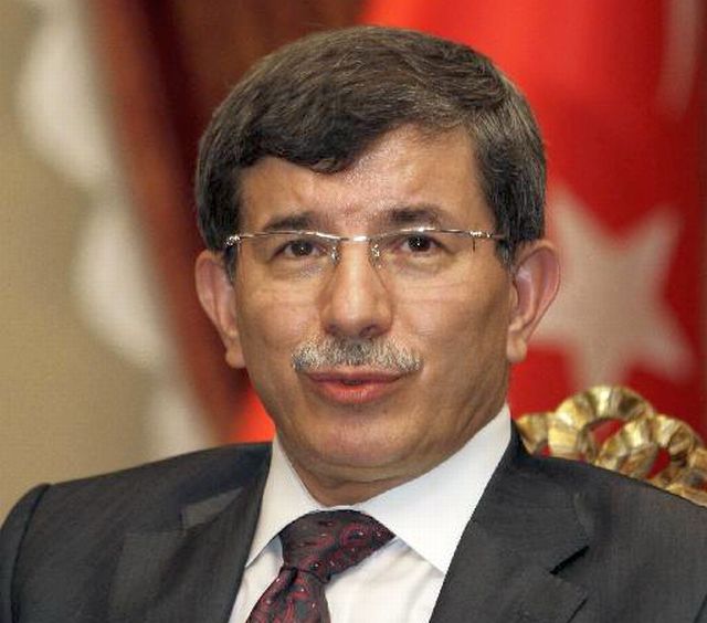 Νταβούτογλου για κυπριακό: «Λύση ή διχοτόμηση» - Media