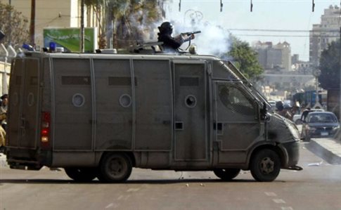 Κάιρο: Βόμβα στο αρχηγείο της αστυνομίας - Media
