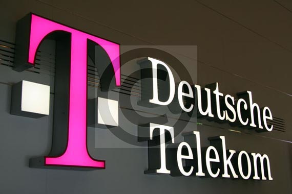 Σε 4.900 απολύσεις προχωρά η Deutsche Telekom - Media