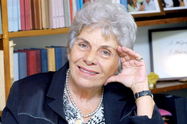 H Δημουλά ξεχνάει, εμείς όχι - Media