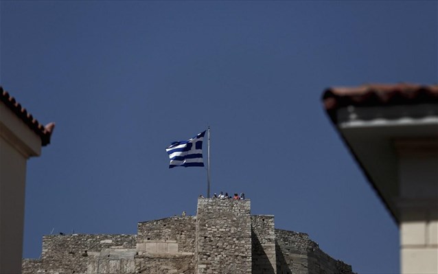 NYT: «Η Ελλάδα επιστρέφει στα βασικά» - Media