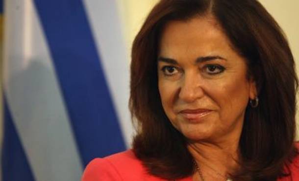 Σύγκληση συμβουλίου πολιτικών αρχηγών προτείνει η Ντόρα - Media