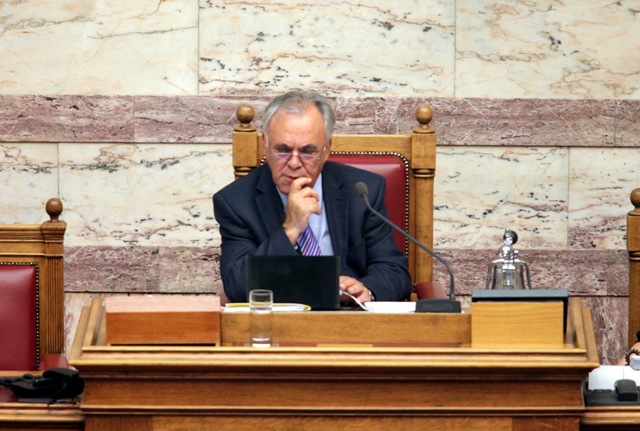 «Πυρ ομαδόν» από την αντιπολίτευση στην κυβέρνηση - Media