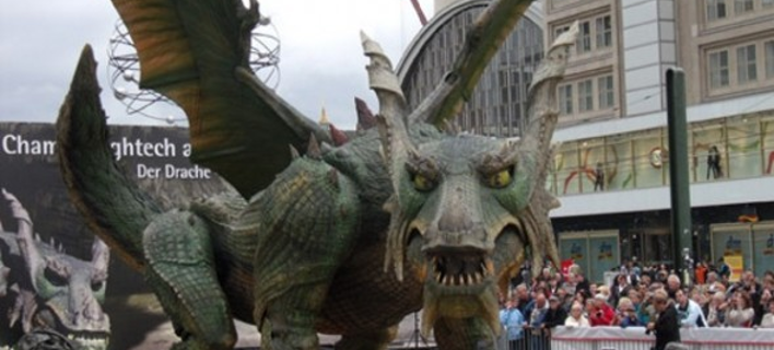 Τεράστιος δράκος μπήκε στο βιβλίο Γκίνες (Video) - Media