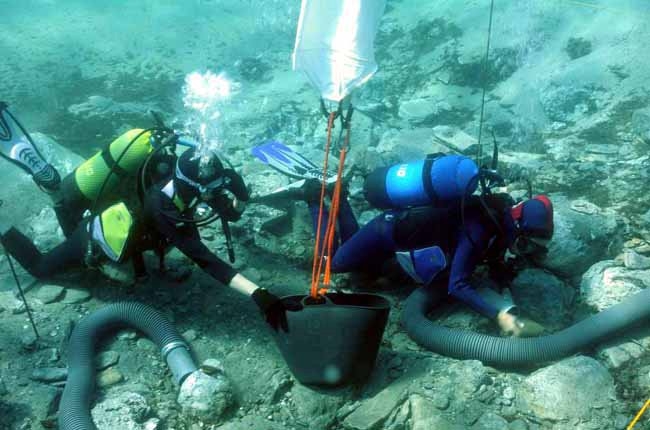Νέες έρευνες στο περίφημο ναυάγιο των Αντικυθήρων – Τι ψάχνουν οι αρχαιολόγοι-δύτες - Media