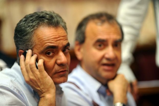 «Σκιές» υποκλοπής στο κινητό του Π. Σκουρλέτη - Media