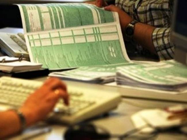 Άνοιξε το Taxis-Ποιοι υποχρεούνται να υποβάλουν Ε9 το 2014
 - Media