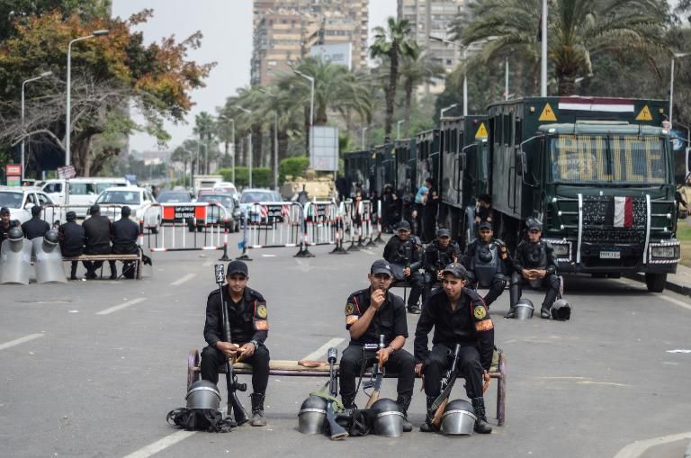 Συγκρούσεις χριστιανών και μουσουλμάνων στην Αίγυπτο - Media