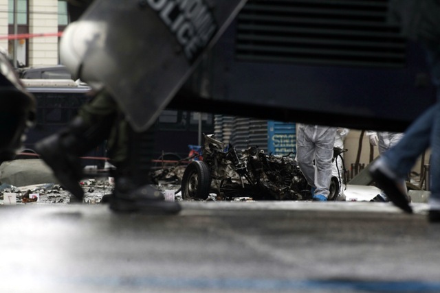 Συνεχίζονται οι έρευνες της Αντιτρομoκρατικής για το παγιδευμένο Ι.Χ. - Media