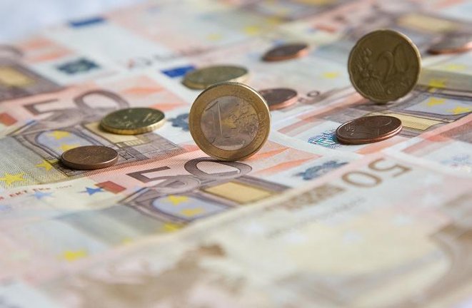 Στα 12,295 δισ. ευρώ το έλλειμμα - Media