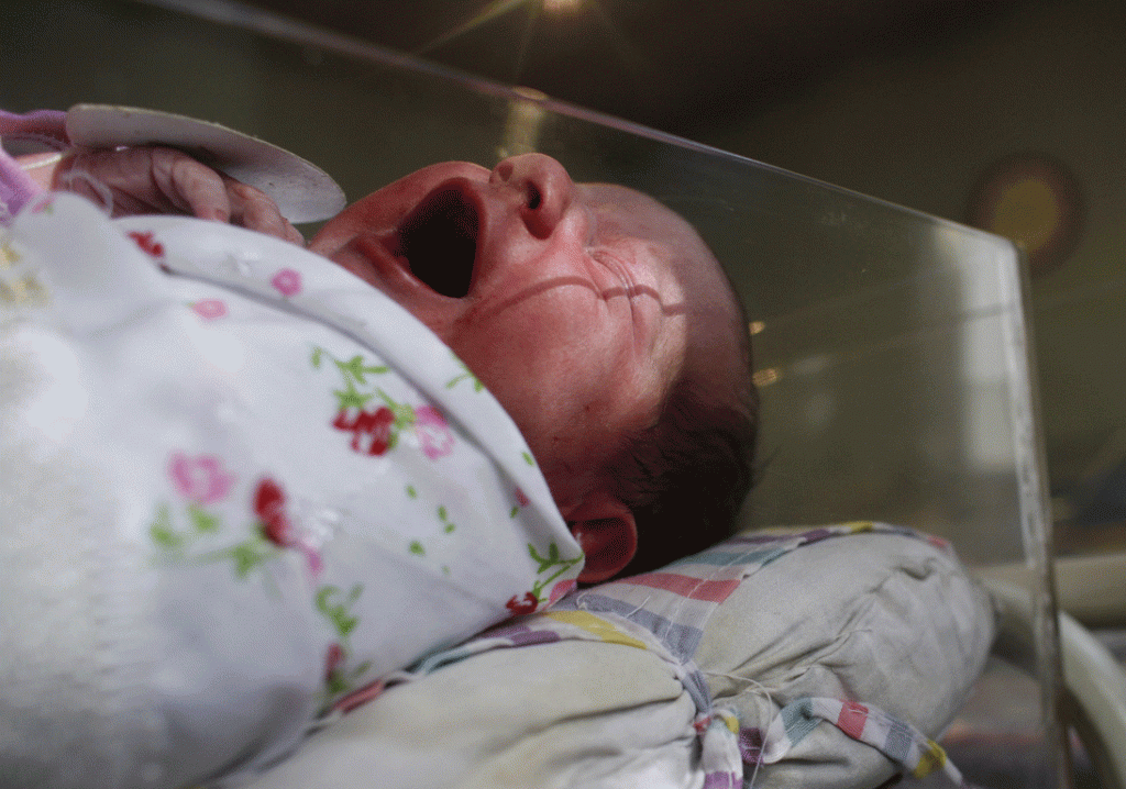 Περιστατικό παράνομης υιοθεσίας, οδηγούνται στον εισαγγελέα - Media