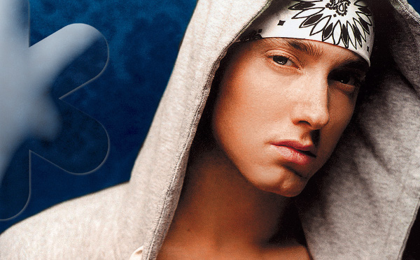 Καλλιτέχνης της χρονιάς ο Eminem (Video) - Media