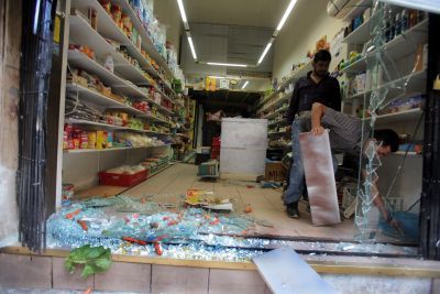 Πογκρόμ κατά μεταναστών στον Αγ. Παντελεήμονα - Media