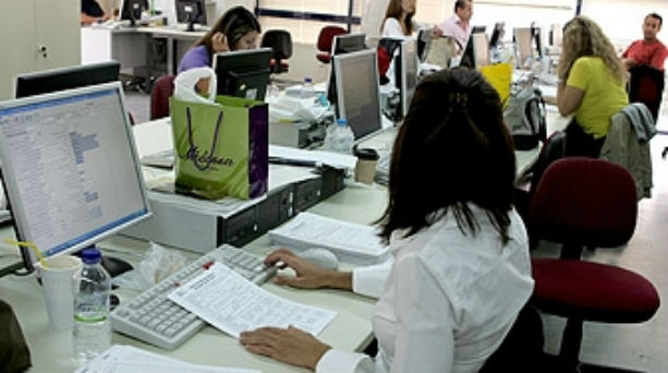 Οι Έλληνες εργάζονται περισσότερο από τους Γερμανούς - Media