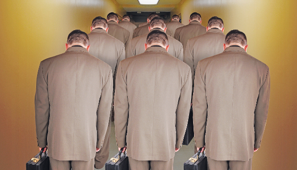 Τα μνημόνια διέλυσαν τις εργασιακές σχέσεις - Media