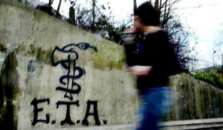 Η βασκική οργάνωση ETA ανακοίνωσε τη διάλυση των επιχειρησιακών δομών της - Media