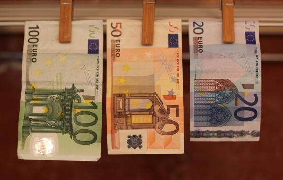 Αλέξη μην τρομάζεις τους επενδυτές - Media