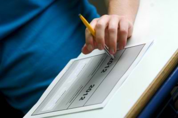 Τέσσερις πανελλαδικές εξετάσεις για τους μαθητές στο… νέο Λύκειο! - Media