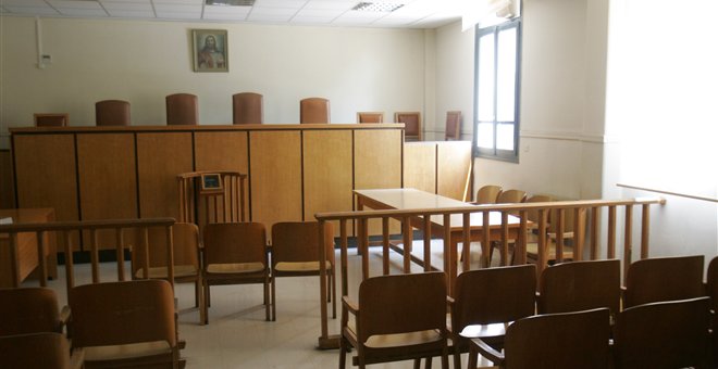 Τηλεφώνημα για βόμβα στην Ευελπίδων - Media