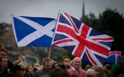 Ανάβουν τα αίματα στη Σκωτία – Τι λένε οι τελευταίες δημοσκοπήσεις και οι εταιρείες στοιχημάτων - Media