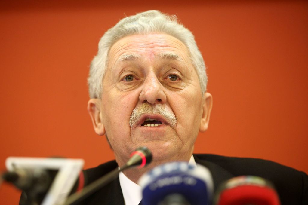 Ενιαία κλίμακα στη φορολογία θέλει ο Κουβέλης - Media