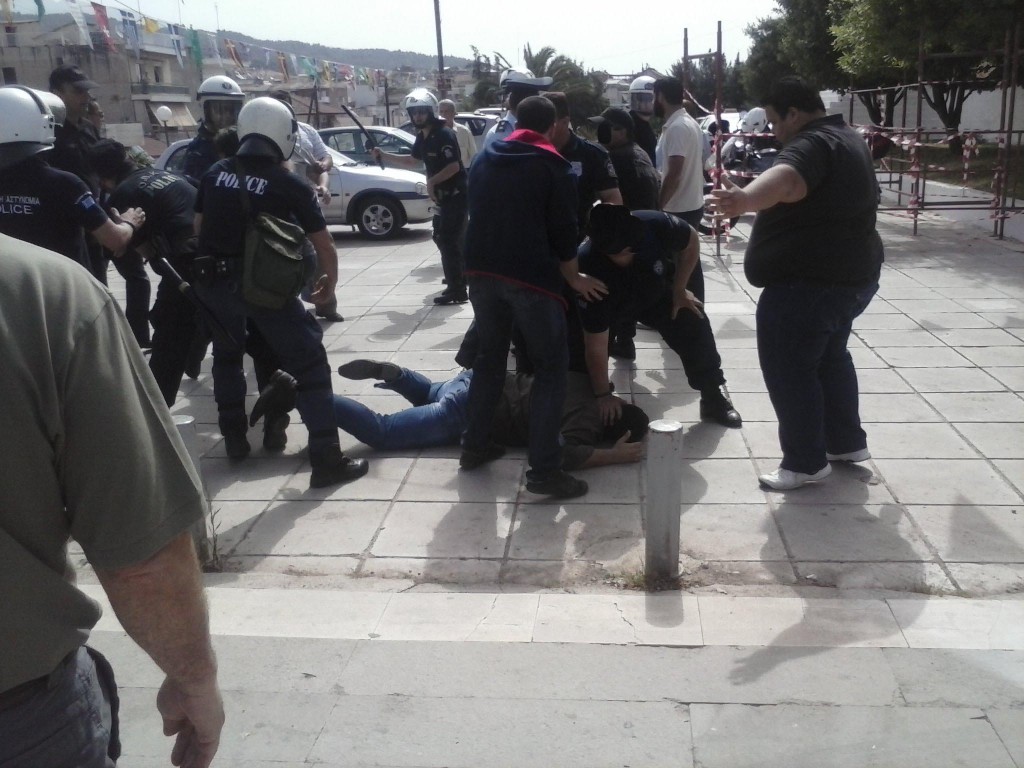 Επεισόδια μεταξύ μελών του ΚΚΕ, αριστεριστών και Χρυσής Αυγής - Media