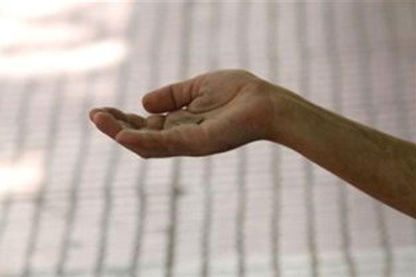 Bloomberg: Η Ελλάδα είναι η τέταρτη πιο μίζερη χώρα στον κόσμο  - Media