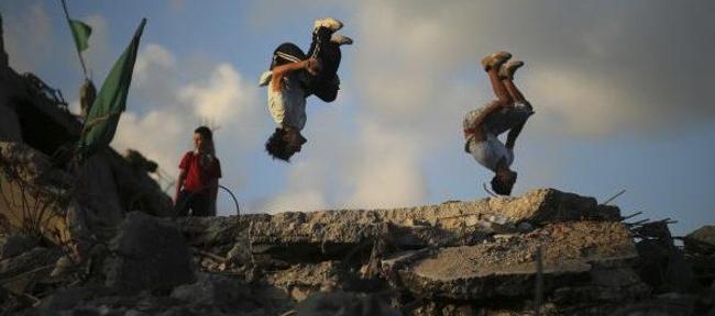 Παρκούρ στα συντρίμμια της Γάζας - Media