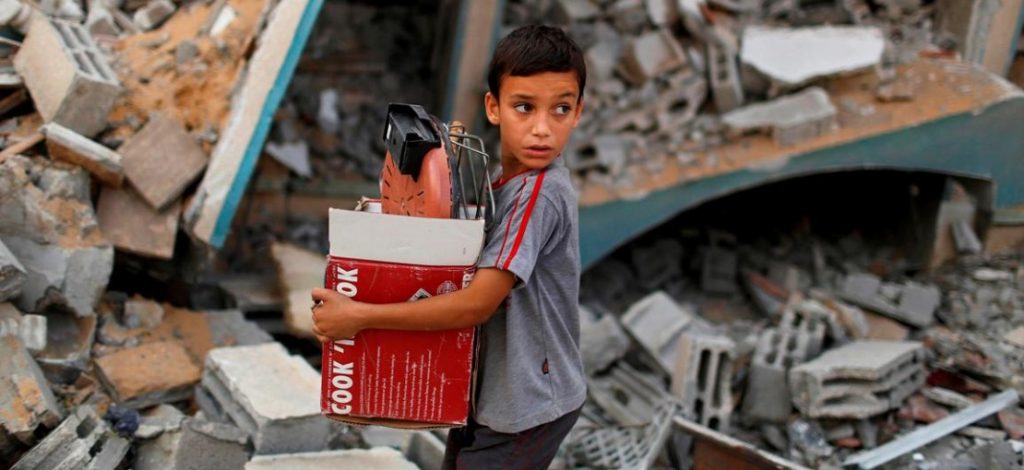 Δεν έχει τέλος η φρίκη – Σκοτώθηκαν από τους βομβαρδισμούς του ισραηλινού στρατού 18 μέλη της ίδιας οικογένειας - Media