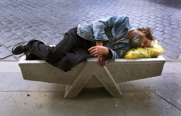 Ουγγαρία: Πρόστιμο 500 ευρώ στους άστεγους! - Media