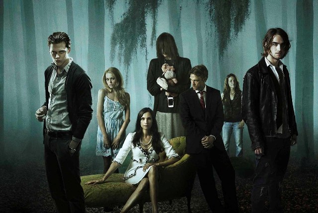 Το Hemlock Grove, η νέα σειρά μυστηρίου του Netflix στον OTE TV - Media