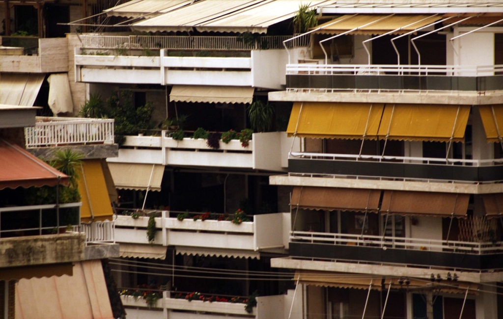 ΙΜΕ ΓΣΕΒΕΕ: Ένα στα τρία νοικοκυριά φοβάται ότι θα χάσει το σπίτι του - Media