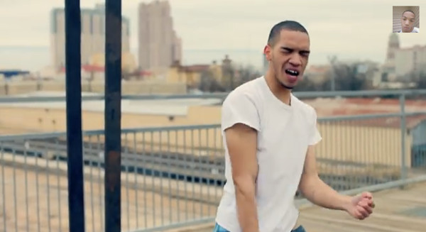 Ο χειρότερος τραγουδιστής της χρονιάς (Videos) - Media