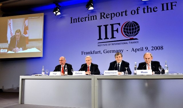 IFF: Τρεις φορές σκληρότερη η λιτότητα στην Ελλάδα από την Ιρλανδία - Media