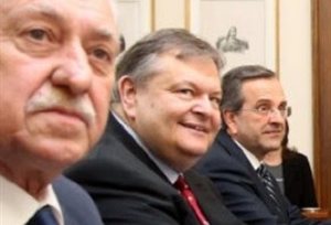 Σε τεντωμένο σχοινί η κυβέρνηση  - Media