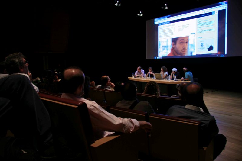 Πράξεις εδώ και τώρα - Media