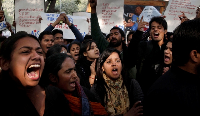 Ινδία: Θανατική ποινή στους βιαστές της 23χρονης φοιτήτριας - Media