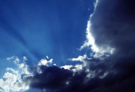 Άστατος καιρός με βροχές και καταιγίδες - Media