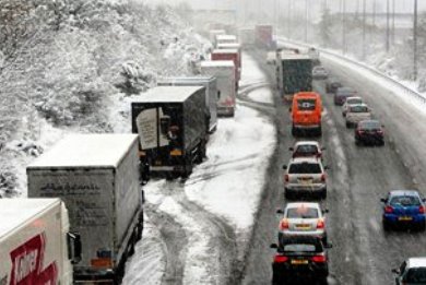 Σφοδρή κακοκαιρία στην κεντρική Ευρώπη- Έλληνες μαθητές αποκλεισμένοι - Media