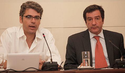 «Αυγή» εναντίον «Αθήνα 9,84» - Media