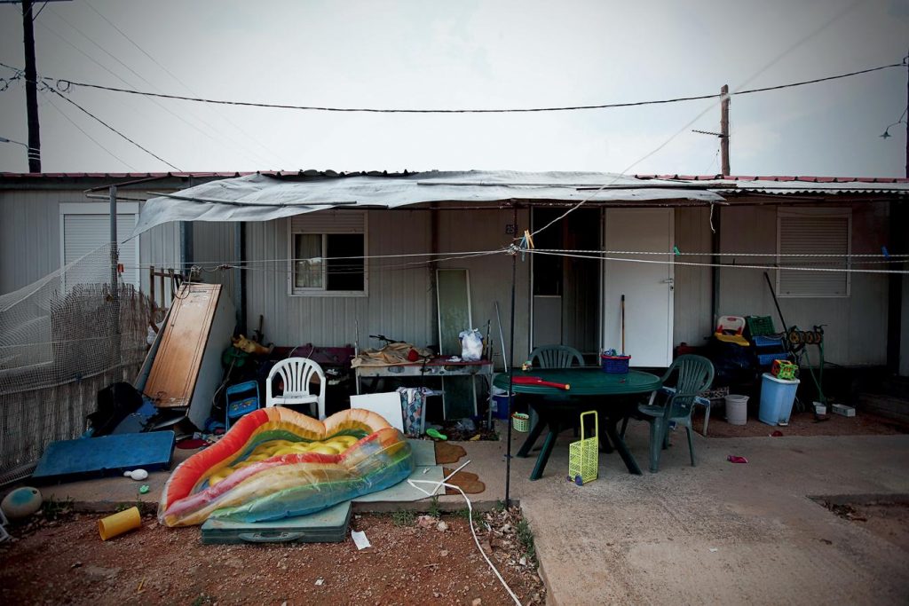 Κόβουν το ρεύμα στους «σεισμόπληκτους» του μνημονίου - Media