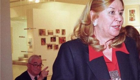 Πέθανε η Ελένη Καραπαναγιώτη - Media