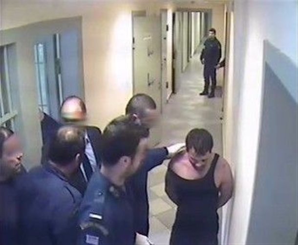 Καρέ – καρέ ο ξυλοδαρμός του Ιλί Καρέλι - Media