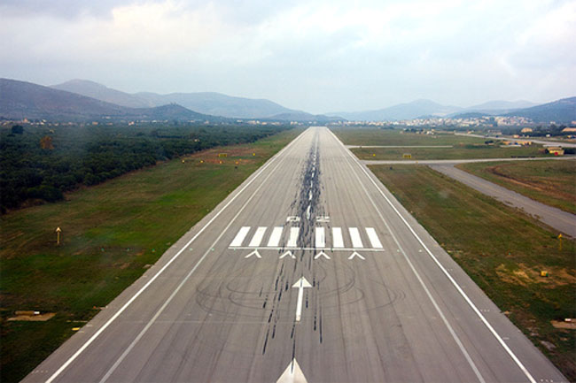 Δημοπρατείται το αεροδρόμιο στο Καστέλλι - Media